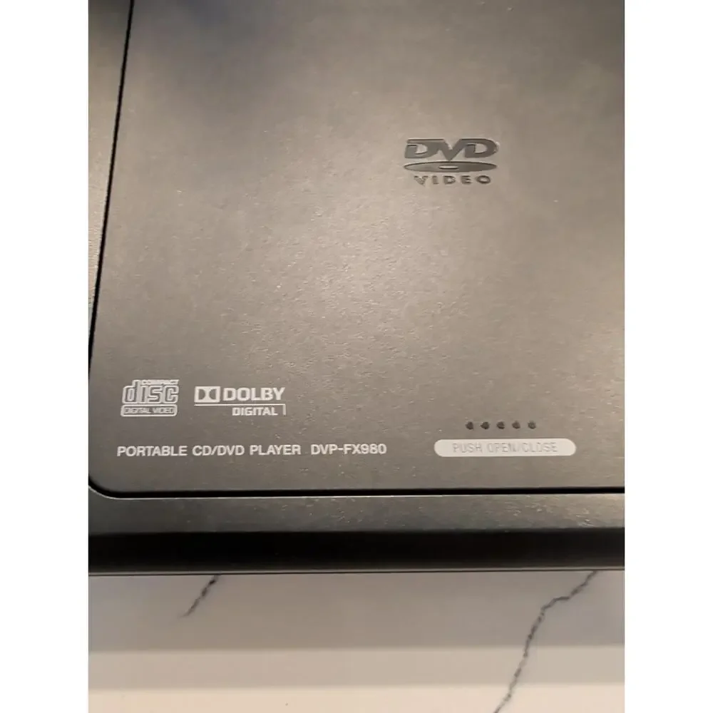Sony DVP-FX980 Portable DVD Player - 9